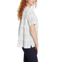 Load image into Gallery viewer, Gloria Vanderbilt Ladies' Seersucker Popover