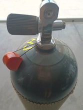 Load image into Gallery viewer, Luxfer Scuba 30”H Tank CTC DOT-3AL3000 S80 3000PSI + Valve