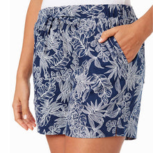 Load image into Gallery viewer, Briggs Ladies' Linen Blend Pull-On Short