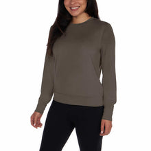 Load image into Gallery viewer, Lukka Lux Ladies' Long Sleeve Active Top Single