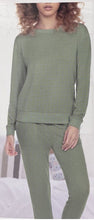 Load image into Gallery viewer, Honeydew Women’s Hacci Lounge PJ Set, 2-Piece