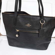 Load image into Gallery viewer, Coach Taylor Black Tote in Pebble Leather Black