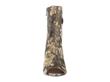 Load image into Gallery viewer, Jessica Simpson Women's Elara Fashion Boot Size 5.5M