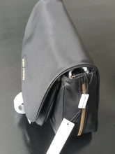 Load image into Gallery viewer, Marc Jacobs Black Zip That Messenger Bag NWT