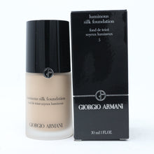 Load image into Gallery viewer, Giorgio Armani Luminous Silk Foundation 1oz