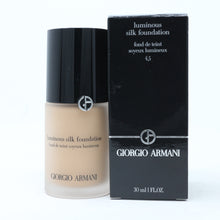 Load image into Gallery viewer, Giorgio Armani Luminous Silk Foundation 1oz