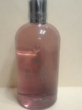 Load image into Gallery viewer, Molton Brown London Delicious Rhubarb & Rose Bath & Shower Gel 10oz