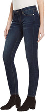 Load image into Gallery viewer, Buffalo David Bitton Women's Mid-Rise Super Soft Capri Jeans