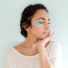 Load image into Gallery viewer, Peter Thomas Roth Hydra-Gel Eye Patches 30 Pairs