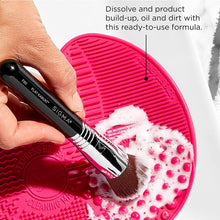 Load image into Gallery viewer, Sigma Spa® Express Brush Cleaning Mat