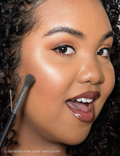 Load image into Gallery viewer, RealHer Confidence In My Glow Highlighter 0.31oz