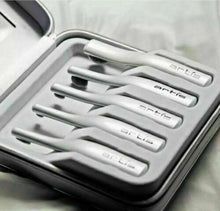 Load image into Gallery viewer, Artis Digit Collection 5-Piece Makeup Brush Set in Luxury Case