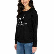 Load image into Gallery viewer, Buffalo Ladies’ Printed Cozy Top