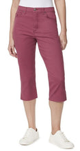 Load image into Gallery viewer, Gloria Vanderbilt Women's Amanda Capri Classic Rise Jean