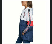 Load image into Gallery viewer, Tommy Hilfiger Women's Iconic Sporty Hooded Windbreaker Coat