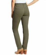 Load image into Gallery viewer, Gloria Vanderbilt Women's Classic Amanda High Rise Tapered Jean