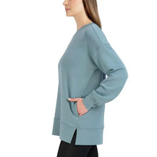 Load image into Gallery viewer, Sage Collective Women Super Soft Tunic Top with Side Pockets
