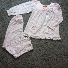 Load image into Gallery viewer, Joanna Girls Youth Medium PJ set Pink

