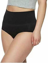 Load image into Gallery viewer, Gloria Vanderbilt Ladies&#39; Seamless Shaping Brief Medium Control Soft Yarn
