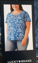 Load image into Gallery viewer, Lucky Brand Ladies&#39; Flutter Sleeve Top
