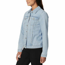 Load image into Gallery viewer, Buffalo David Bitton Women&#39;s Classic Denim Jacket
