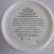 Load image into Gallery viewer, La Mer 3.4 oz Moisturizing Cream Open Box
