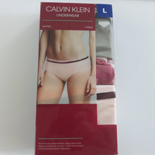 Load image into Gallery viewer, Calvin Klein Womens 3 Pack Hipster Underwear Large New Opened Box
