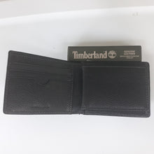 Load image into Gallery viewer, Timberland Men&#39;s Genuine Pebble Leather Removable Passcase Wallet Black
