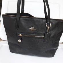 Load image into Gallery viewer, Coach Taylor Black Tote in Pebble Leather Black
