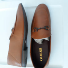 Load image into Gallery viewer, Guess Men&#39;s Loafers Leather Size 10
