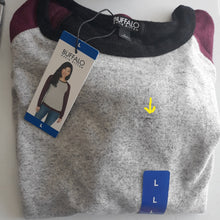 Load image into Gallery viewer, New with defect Buffalo Ladies’ Printed Cozy Top Large
