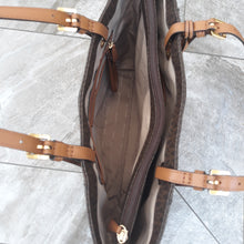 Load image into Gallery viewer, NewNoTag Michael Kors Jet Set Large Travel Shoulder Signature Tote
