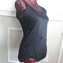 Load image into Gallery viewer, Lands&#39; End Scoop-Neck 1 Piece Swimsuit Ombre Ripple
