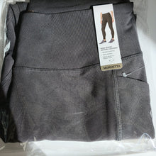 Load image into Gallery viewer, Mondetta Ladies&#39; High Rise Tight Legging
