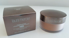 Load image into Gallery viewer, Laura Mercier Translucent Loose Setting Powder Glow Medium Deep 1 oz
