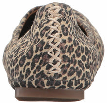 Load image into Gallery viewer, Lucky Brand Emmie Flats Sesame Leopard
