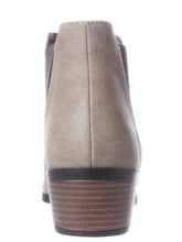 Load image into Gallery viewer, Call It Spring Moillan Pull-On Booties Desert Taupe 8M
