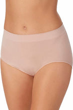 Load image into Gallery viewer, Carole Hochman Ladies&#39; Seamless Brief, 5-pack
