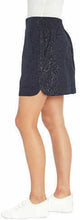 Load image into Gallery viewer, Orvis Women&#39;s Embossed Pull-On Travel Skort
