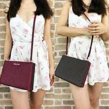 Load image into Gallery viewer, MICHAEL KORS JET SET DOUBLE GUSSET CROSSBODY BROWN/MULBERRY
