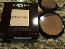 Load image into Gallery viewer, Guerlain Paris Terracotta Bronzing Powder 03 Naturel Brunettes. New In Box

