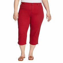 Load image into Gallery viewer, Gloria Vanderbilt Women&#39;s Amanda Capri Classic Rise Jean
