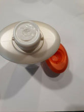 Load image into Gallery viewer, Kerastase Bain Satin 2 Complete Nutrition Shampoo Dry Sensitised Hair 8.5oz New
