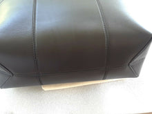 Load image into Gallery viewer, Tory Burch Block T N/S Tote Black with clutch
