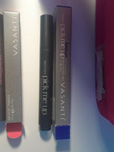 Load image into Gallery viewer, Vasanti All About Brightening Bundle
