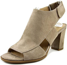 Load image into Gallery viewer, Naturalizer Lucky Block Heel Sandals Doe 7W
