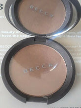 Load image into Gallery viewer, Becca Shimmering Skin Perfector Pressed Powder Topaz 0.25oz Unboxed
