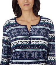 Load image into Gallery viewer, Nautica Women&#39;s 2 Piece Fleece Pajama Sleepwear Set
