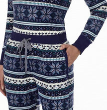 Load image into Gallery viewer, Nautica Women&#39;s 2 Piece Fleece Pajama Sleepwear Set
