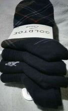 Load image into Gallery viewer, Gold Toe Womens Rabbit Dots &amp; Madras Plaid Crew Socks 5890F 4 pack shoe Size 6-9
